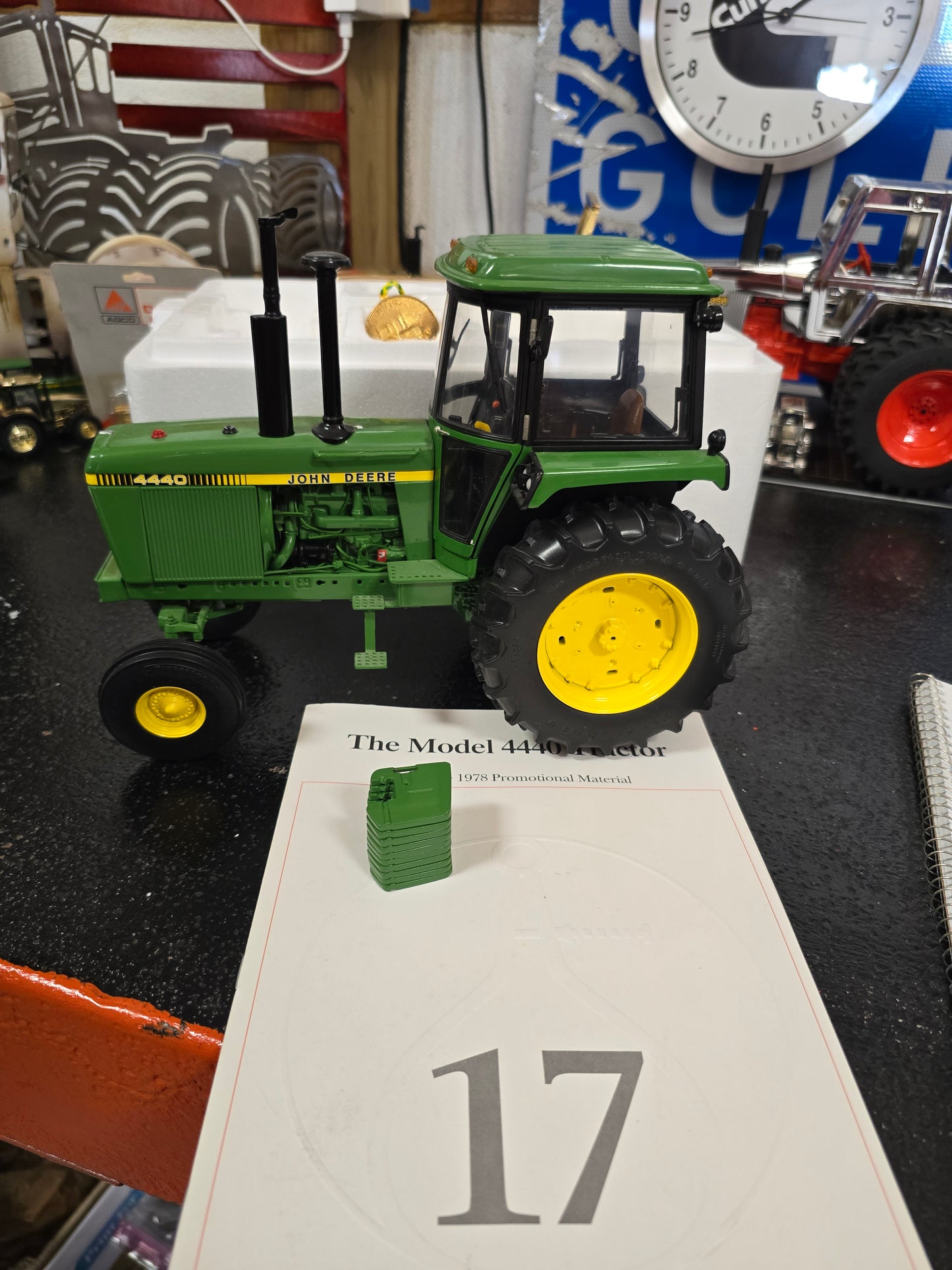 John Deere 4440 Precision Series