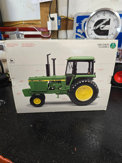 John Deere 4440 Precision Series